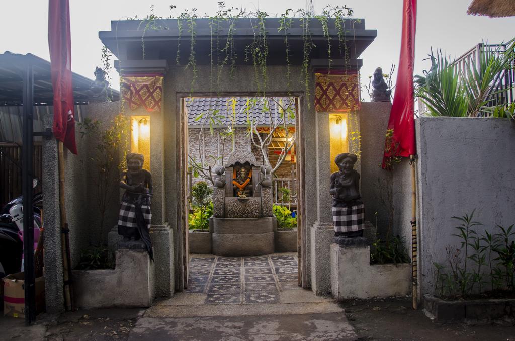 Kakiang Guesthouse Nusa Lembongan  Exterior photo